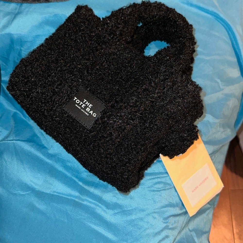 The teddy crossbody tote bag , brand new